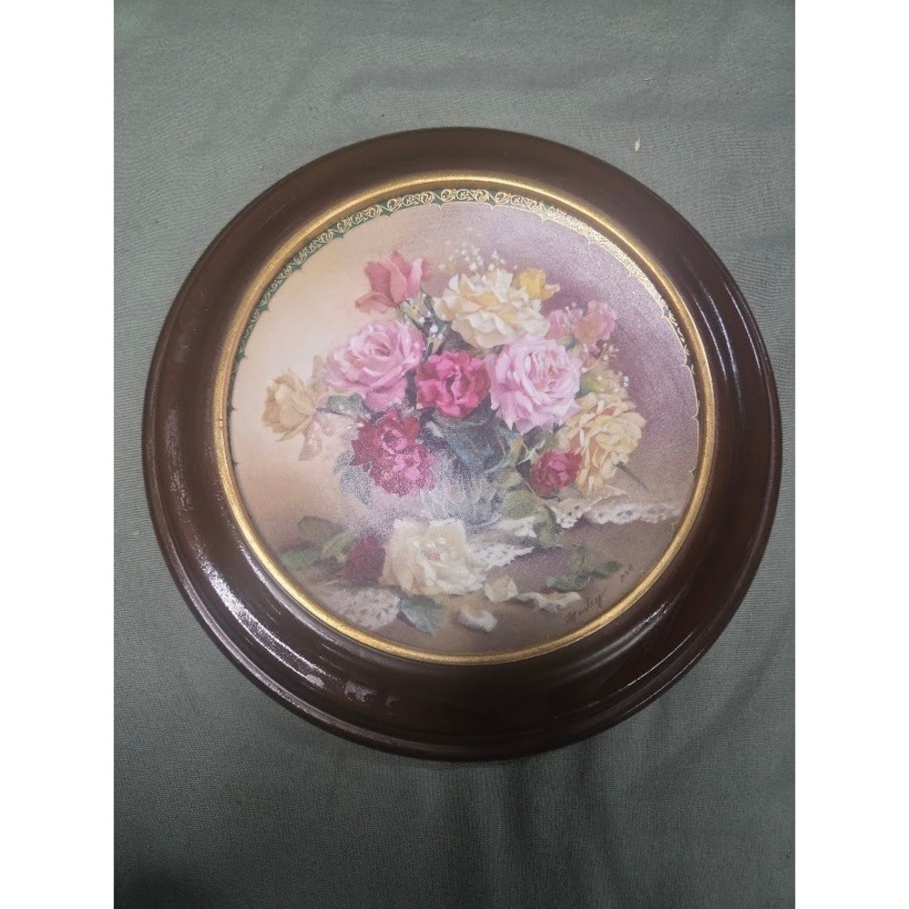 W.S. George Victorian Beauty Vionne Morley Romantic Roses Collector Plate Frame